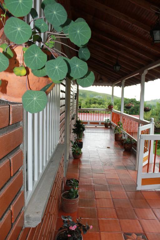 La Gaviota Bnb Bed and Breakfast Filandia Exteriör bild