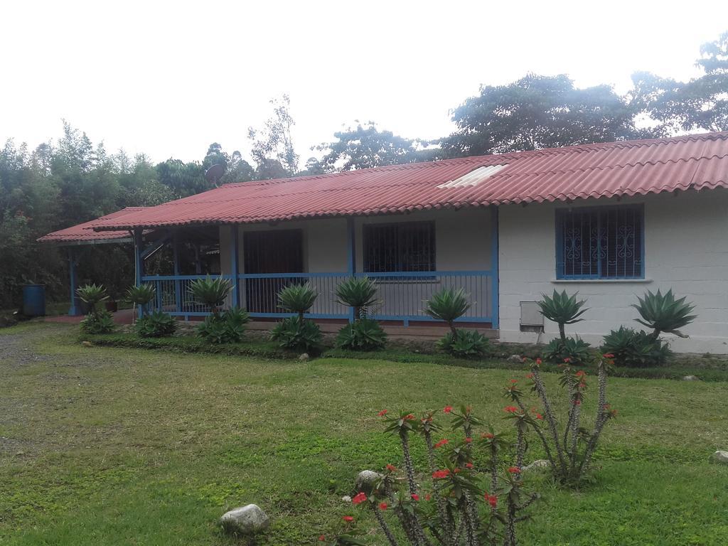 La Gaviota Bnb Bed and Breakfast Filandia Exteriör bild
